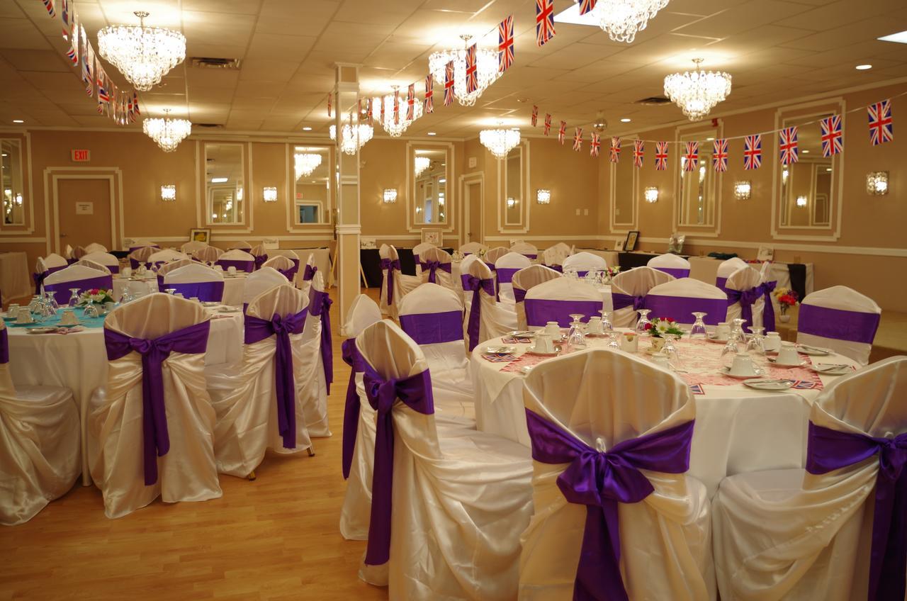 Causeway Bay Hotel Sparwood Exterior photo